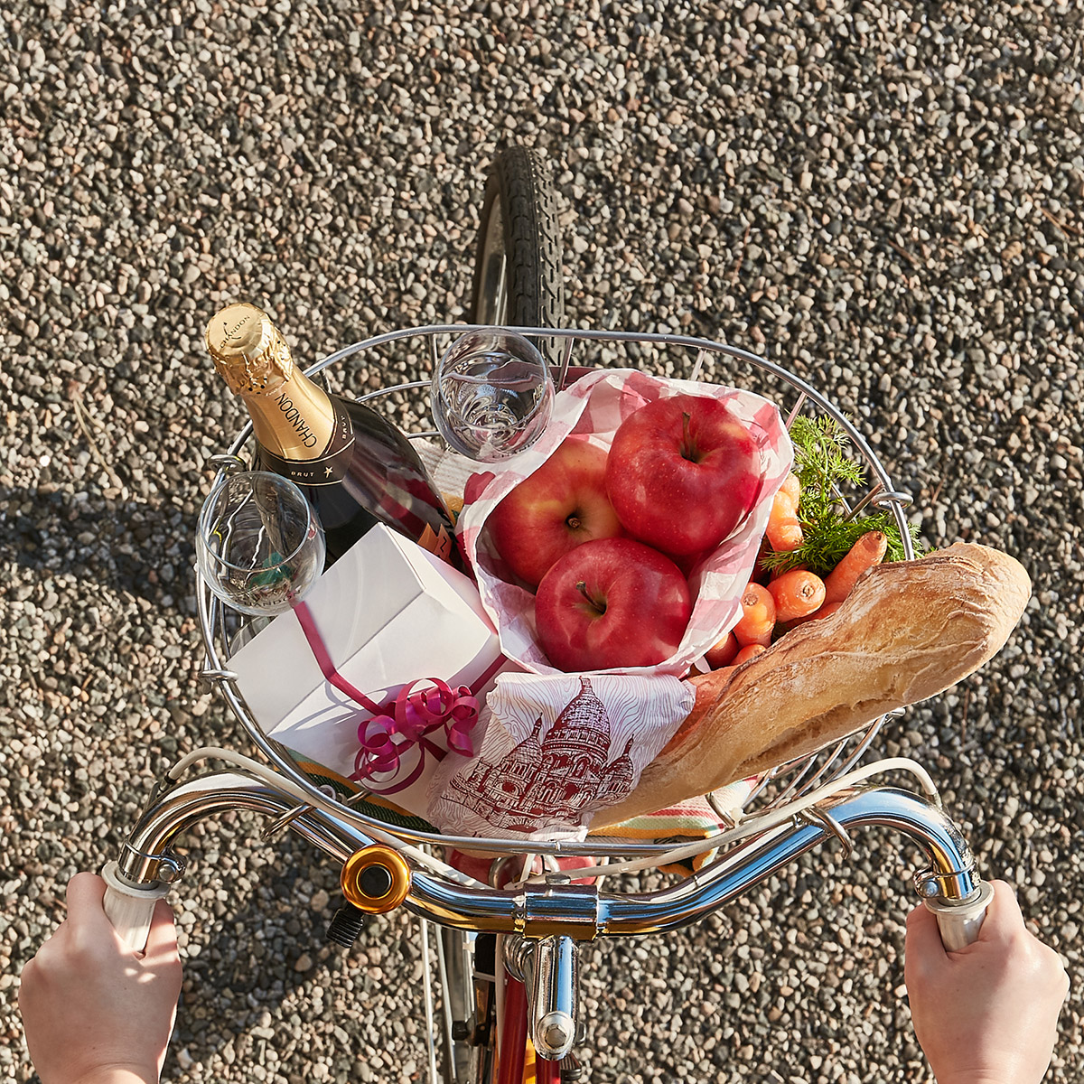 Panier picnic sur un vélo