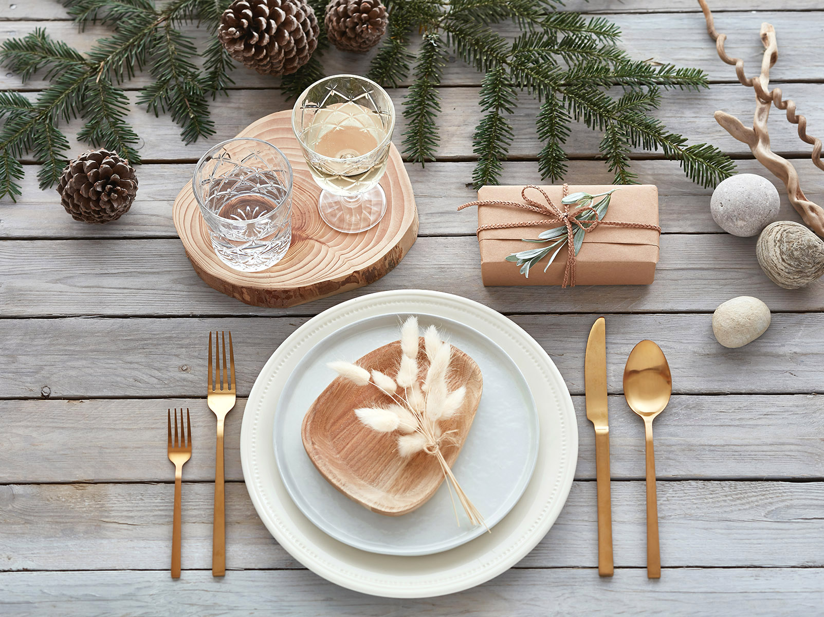 Set de table de fête, thême nature et bois brut